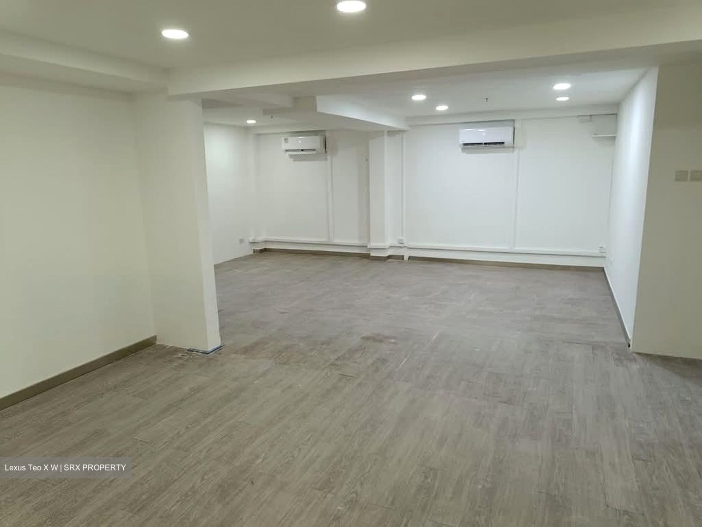 Premier @ Kaki Bukit (D14), Factory #604227181